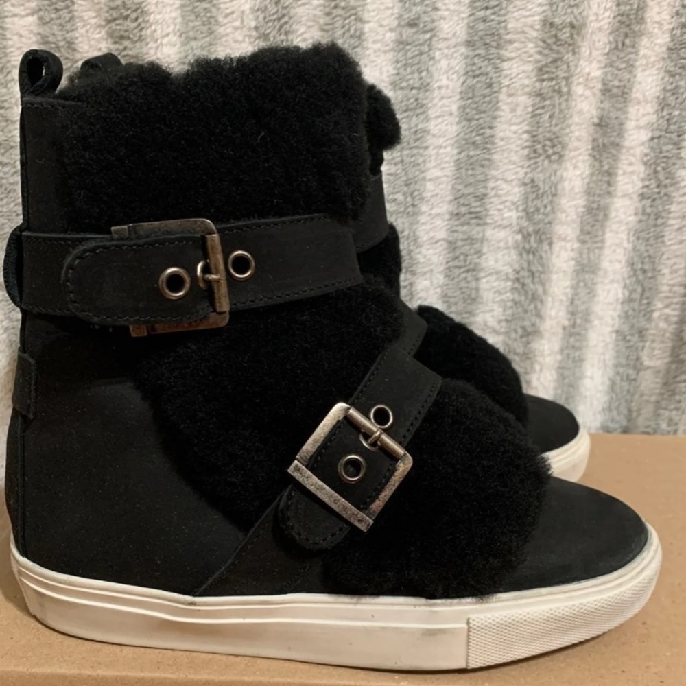 Bear paw shoes